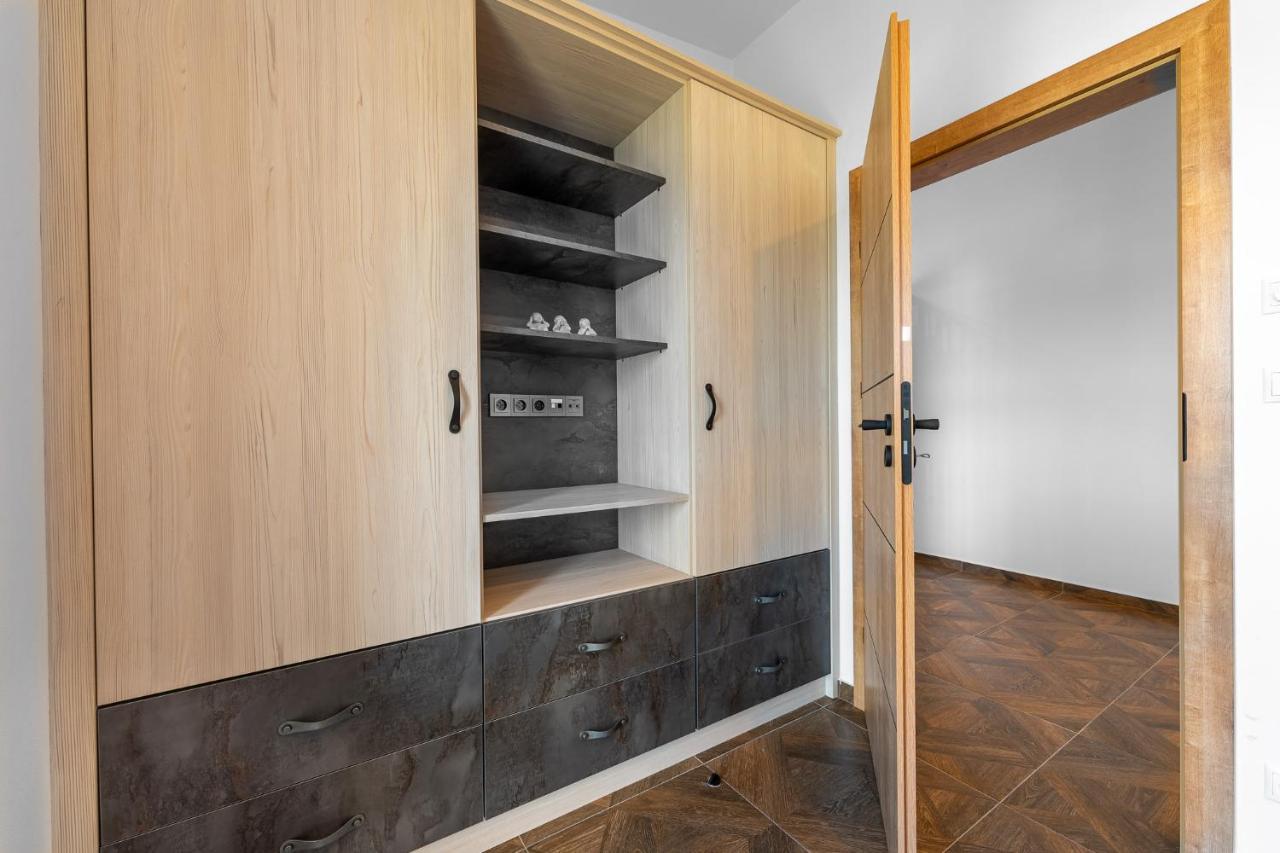 Laskara Garden Apartment By Prague Forest Nove Jirny Exterior photo